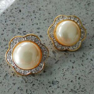 Signed Vintage EVCO Clip on Earrings